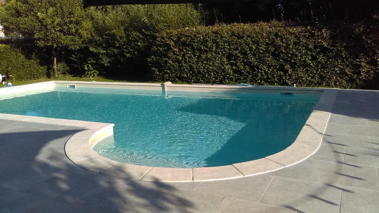 Le Grenier De Gaston Apartamento Thouars-sur-Garonne Exterior foto
